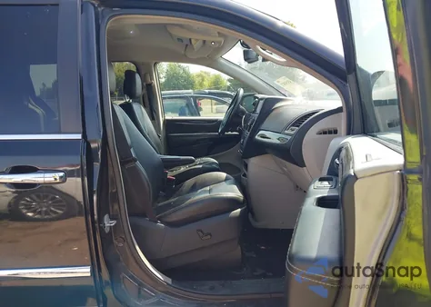 2012 Chrysler Town & Country Touring-L z USA, uszkodzony, nr VIN 2C4RC1CG7CR176003